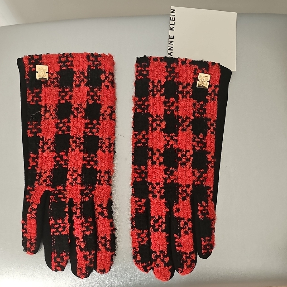 Anne Klein Red and Black Checkered Gloves